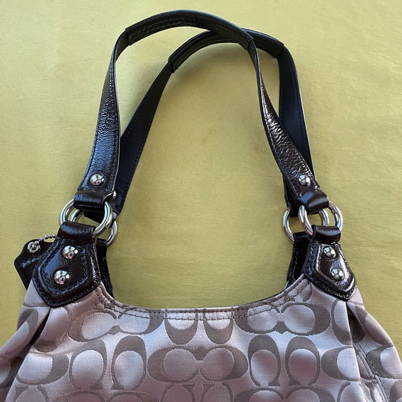 Authentic Coach Ashley Signature Hobo Bag Khaki - Picture 4 of 16